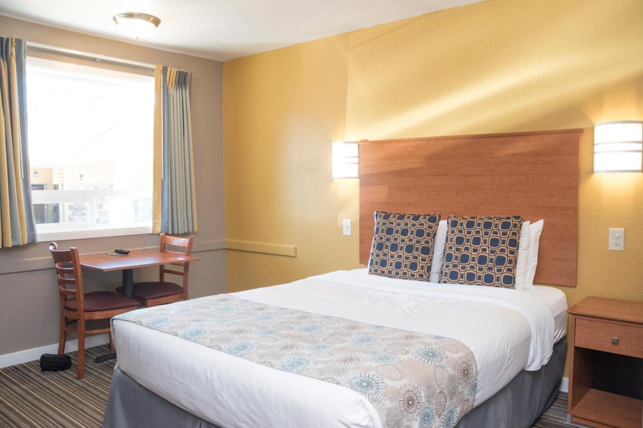Nordic Inn And Suites พอร์ตแลนด์ ภายนอก รูปภาพ