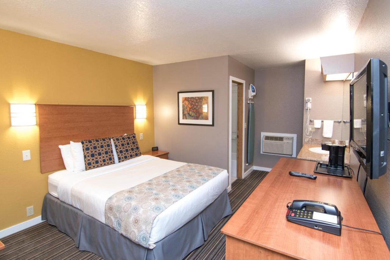 Nordic Inn And Suites พอร์ตแลนด์ ภายนอก รูปภาพ